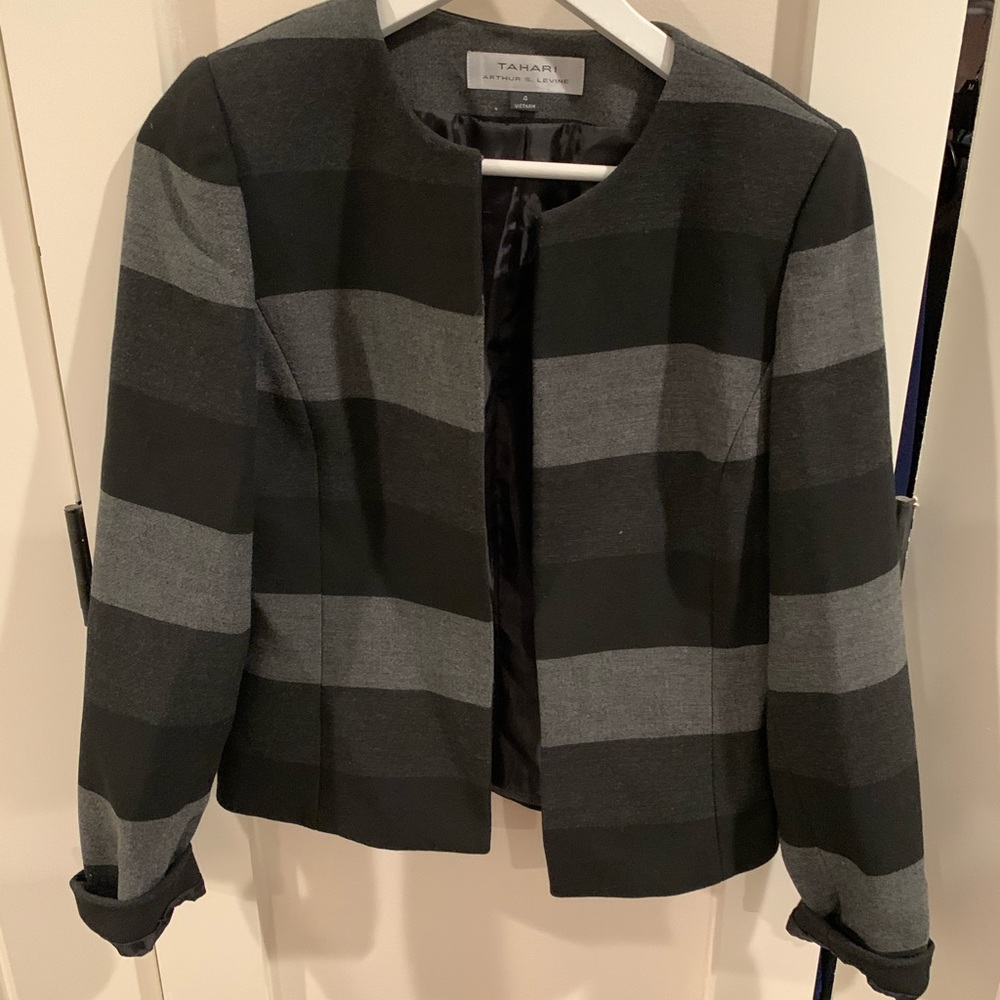 Tahari Arthur Levine Grey and Black Blazer